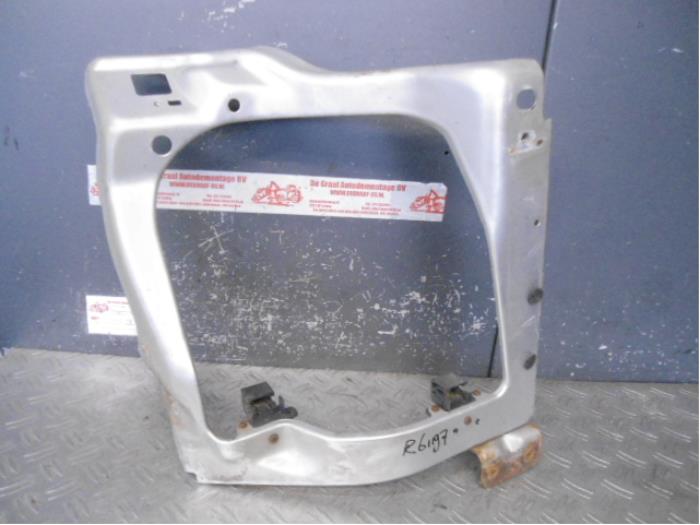 Headlight frame, right from a Ford Transit 2.2 TDCi 16V 2010