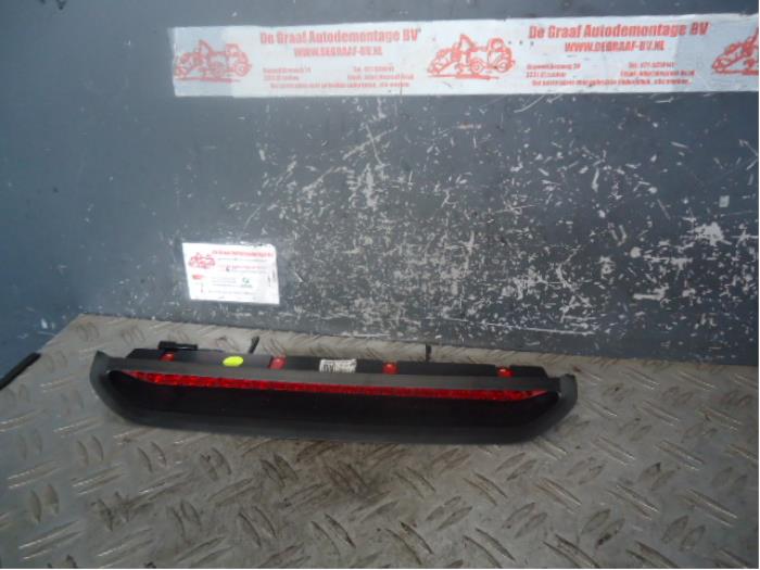 Third brake light Opel Vectra C Caravan 1.8 16V 013149729