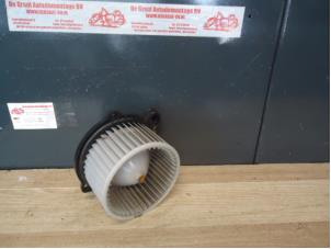 Used Heating and ventilation fan motor Kia Picanto (TA) 1.0 12V Price on request offered by de Graaf autodemontage B.V.