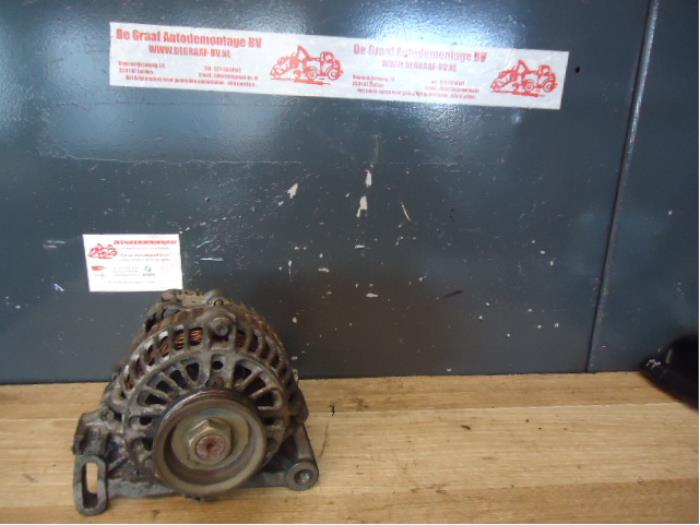 Begagnade Dynamo Renault Clio II (BB/CB) 1.2 Pris på förfrågan erbjuds av de Graaf autodemontage B.V.