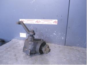 Used Steering box Mercedes 200 - 500 Price on request offered by de Graaf autodemontage B.V.