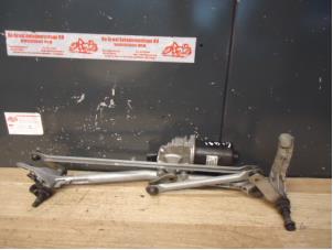 Used Wiper motor + mechanism BMW 3 serie Touring (E91) 318i 16V Price on request offered by de Graaf autodemontage B.V.