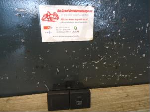 Used Rear window heating switch Ford Fusion 1.4 16V Price on request offered by de Graaf autodemontage B.V.