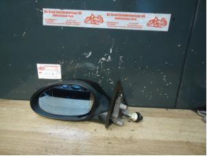 Used Wing mirror, left BMW 3 serie Touring (E91) 318i 16V Price on request offered by de Graaf autodemontage B.V.