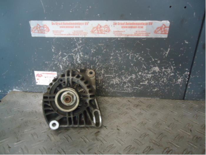 Begagnade Dynamo Fiat Panda (169) 1.2 Fire Pris på förfrågan erbjuds av de Graaf autodemontage B.V.
