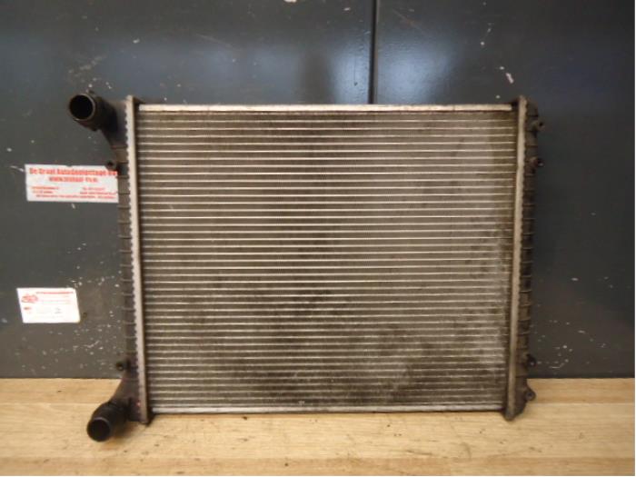 Usagé Radiateur Audi A2 (8Z0) 1.4 16V Prix sur demande proposé par de Graaf autodemontage B.V.