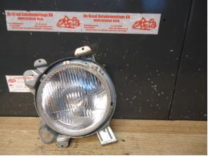 Used Headlight, right Volkswagen Transporter Price € 30,00 Margin scheme offered by de Graaf autodemontage B.V.