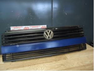 Used Grille Volkswagen Transporter Price € 30,00 Margin scheme offered by de Graaf autodemontage B.V.