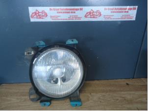 Used Headlight, right Volkswagen Transporter Price € 25,00 Margin scheme offered by de Graaf autodemontage B.V.