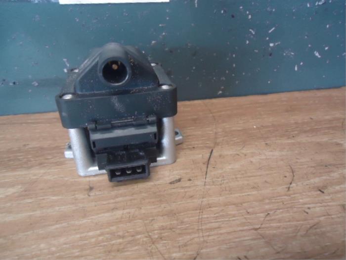 Ignition coil Volkswagen Golf III Cabrio 1.6i BREMI11893 AKS BREMI