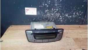 Used Radio/CD player (miscellaneous) Toyota Aygo (B10) 1.0 12V VVT-i Price € 45,00 Margin scheme offered by de Graaf autodemontage B.V.