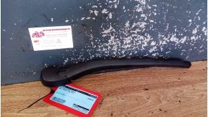 Used Rear wiper arm BMW 3 serie Touring (E46/3) 325Xi 24V Price € 15,00 Margin scheme offered by de Graaf autodemontage B.V.