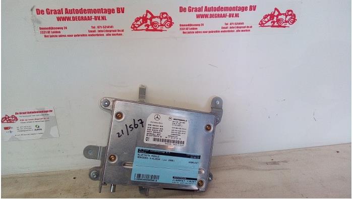 Usagé Module Bluetooth Mercedes S (W221) 3.0 S-320 CDI 24V Prix € 55,00 Règlement à la marge proposé par de Graaf autodemontage B.V.