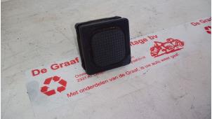 Used Tailgate switch Mercedes S (W221) 3.0 S-320 CDI 24V Price € 35,00 Margin scheme offered by de Graaf autodemontage B.V.
