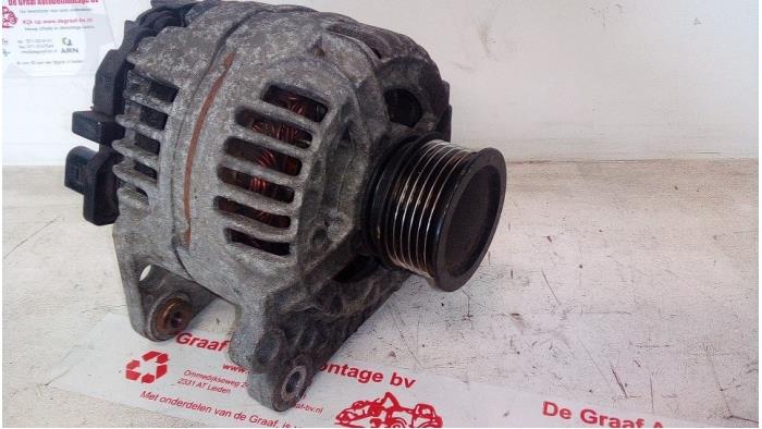 Gebrauchte Dynamo Volkswagen Golf IV (1J1) 2.0 Preis € 40,00 Margenregelung angeboten von de Graaf autodemontage B.V.