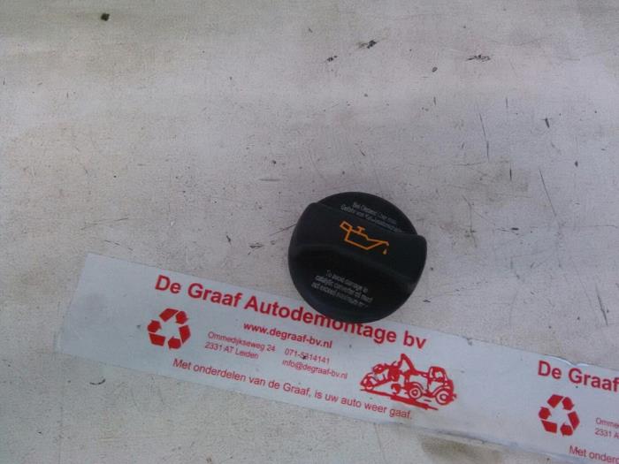 Begagnade Oljelock Volkswagen Fox (5Z) 1.2 Pris € 7,50 Marginaltabell erbjuds av de Graaf autodemontage B.V.