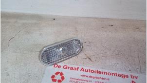 Usagé Clignotant protection avant gauche Volkswagen Golf Prix € 5,00 Règlement à la marge proposé par de Graaf autodemontage B.V.