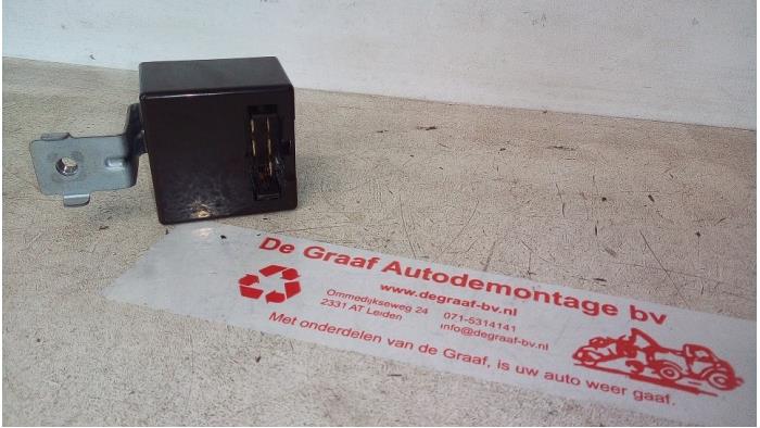 Begagnade Relä Mitsubishi Grandis (NA) 2.4 16V MIVEC Pris € 30,00 Marginaltabell erbjuds av de Graaf autodemontage B.V.