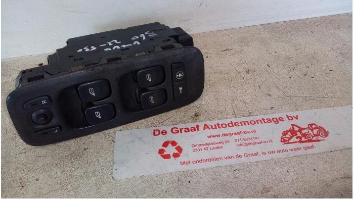 Usados Interruptor combinado de ventanillas Volvo S60 I (RS/HV) 2.4 20V Bi-fuel LPG Precio € 50,00 Norma de margen ofrecido por de Graaf autodemontage B.V.