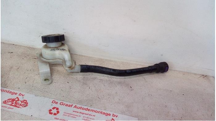 Ford Fiesta Bremsflüssigkeitsbehälter Vorrat | ProxyParts.de