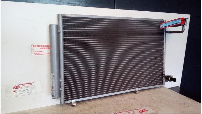Usagé Radiateur clim Ford Fiesta 6 (JA8) 1.25 16V Prix € 50,00 Règlement à la marge proposé par de Graaf autodemontage B.V.