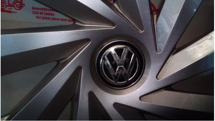 Radkappe van een Volkswagen Polo 2019