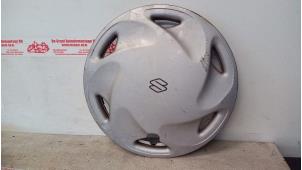 Gebrauchte Radkappe Suzuki Alto (SH410) 1.0 GA,GL Preis € 5,00 Margenregelung angeboten von de Graaf autodemontage B.V.