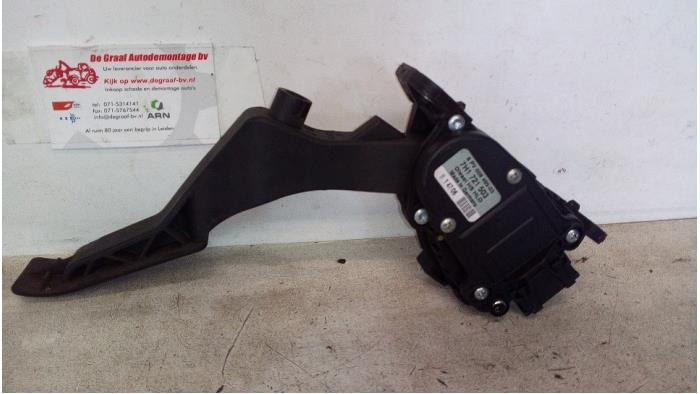Gebrauchte Gaspedalposition Sensor Volkswagen Transporter/Caravelle T5 2.5 TDi PF Preis € 30,00 Margenregelung angeboten von de Graaf autodemontage B.V.
