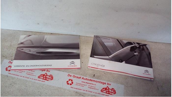 Instruction Booklet from a Citroën C3 (SC) 1.1 2012