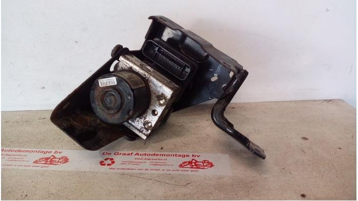 Usagé Pompe ABS Citroen C3 (SC) 1.1 Prix € 75,00 Règlement à la marge proposé par de Graaf autodemontage B.V.