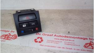 Used Panic lighting switch BMW 3 serie (E90) 320d 16V Corporate Lease Price € 15,00 Margin scheme offered by de Graaf autodemontage B.V.