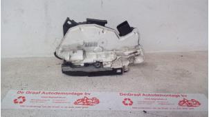 Usagé Serrure portière mécanique 2portes gauche Seat Ibiza IV SC (6J1) 1.2 12V Prix € 35,00 Règlement à la marge proposé par de Graaf autodemontage B.V.