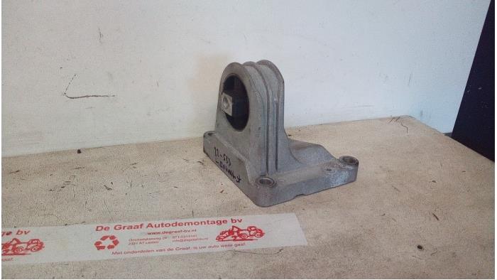 Used Engine mount Volvo V70 (SW) 2.4 20V 140 Price € 35,00 Margin scheme offered by de Graaf autodemontage B.V.