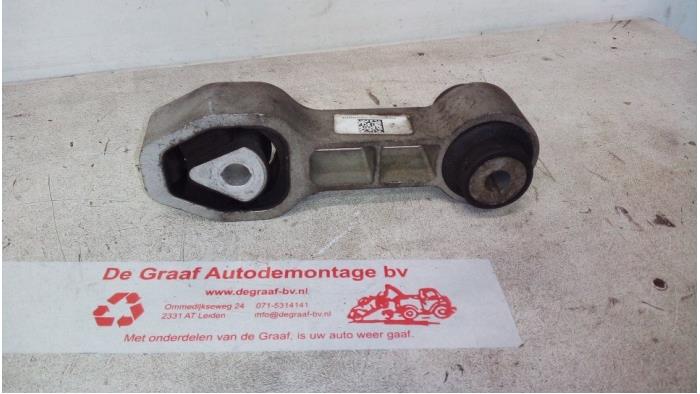 Gearbox mount from a Fiat 500C (312) 0.9 TwinAir 80 2014