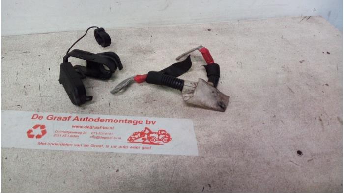 Używane Kabel (rózne) Fiat 500C (312) 0.9 TwinAir 80 Cena € 20,00 Procedura marży oferowane przez de Graaf autodemontage B.V.