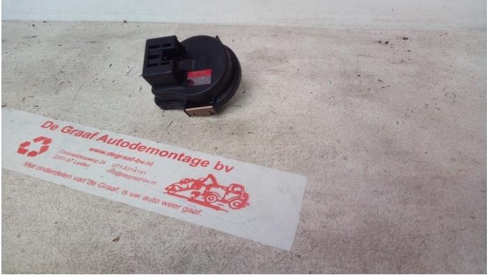 Usados Módulo de suspensión Lexus LS (F4) 430 4.3 32V VVT-i Precio € 35,00 Norma de margen ofrecido por de Graaf autodemontage B.V.