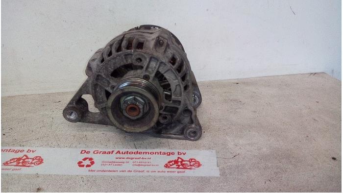Usagé Dynamo Volkswagen Passat Variant (3B5) 1.8 T 20V Prix € 40,00 Règlement à la marge proposé par de Graaf autodemontage B.V.