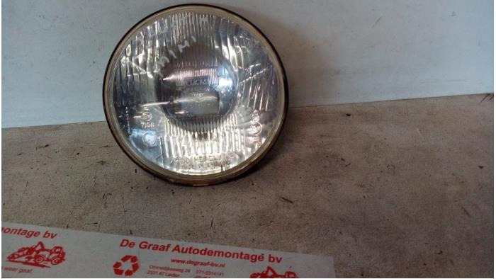 Używane Reflektor lewy Austin Mini Cena € 25,00 Procedura marży oferowane przez de Graaf autodemontage B.V.
