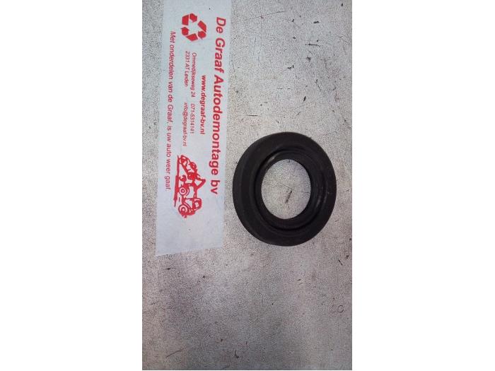Fog light bracket