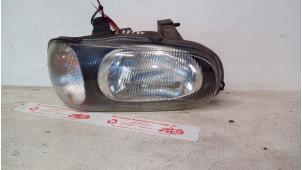 Used Headlight, left Suzuki Alto (RF410) 1.1 16V Price € 30,00 Margin scheme offered by de Graaf autodemontage B.V.