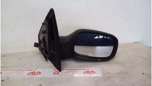 Used Wing mirror, right Renault Clio III (BR/CR) 1.4 16V Price € 35,00 Margin scheme offered by de Graaf autodemontage B.V.