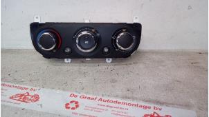 Used Heater control panel Renault Clio IV (5R) 0.9 Energy TCE 90 12V Price € 30,00 Margin scheme offered by de Graaf autodemontage B.V.