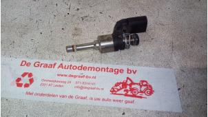 Usados Inyector (inyección de gasolina) Volkswagen Golf V Variant (1K5) 1.4 TSI 122 16V Precio € 30,00 Norma de margen ofrecido por de Graaf autodemontage B.V.