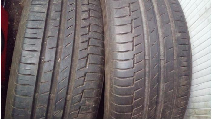Tyre with tyre size 215/50/17 - 2155017 CONTINENTAL