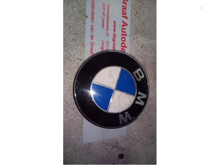 Emblem from a BMW 5-Serie 1996