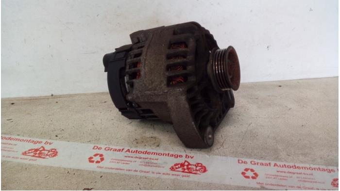 Begagnade Dynamo Fiat Panda (141) 1100 IE,Selecta Pris € 30,00 Marginaltabell erbjuds av de Graaf autodemontage B.V.