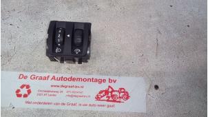 Used AIH headlight switch Renault Clio IV (5R) 0.9 Energy TCE 90 12V Price € 12,50 Margin scheme offered by de Graaf autodemontage B.V.