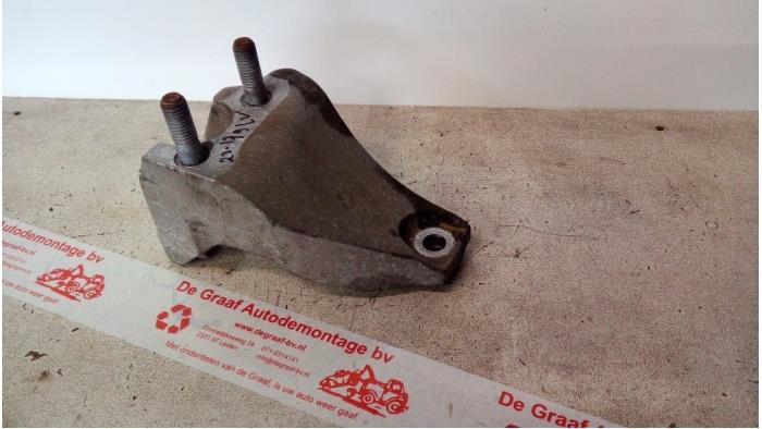 Gebrauchte Motorlager Ford Fiesta 6 (JA8) 1.25 16V Preis € 30,00 Margenregelung angeboten von de Graaf autodemontage B.V.