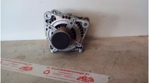 Dynamo van een Chrysler Voyager/Grand Voyager (RG/RS) 2.5 CRD 16V 2007