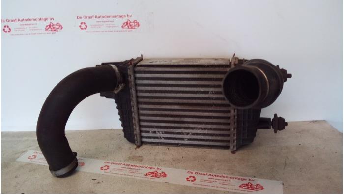 Usados Intercooler Nissan Note (E11) Precio € 70,00 Norma de margen ofrecido por de Graaf autodemontage B.V.